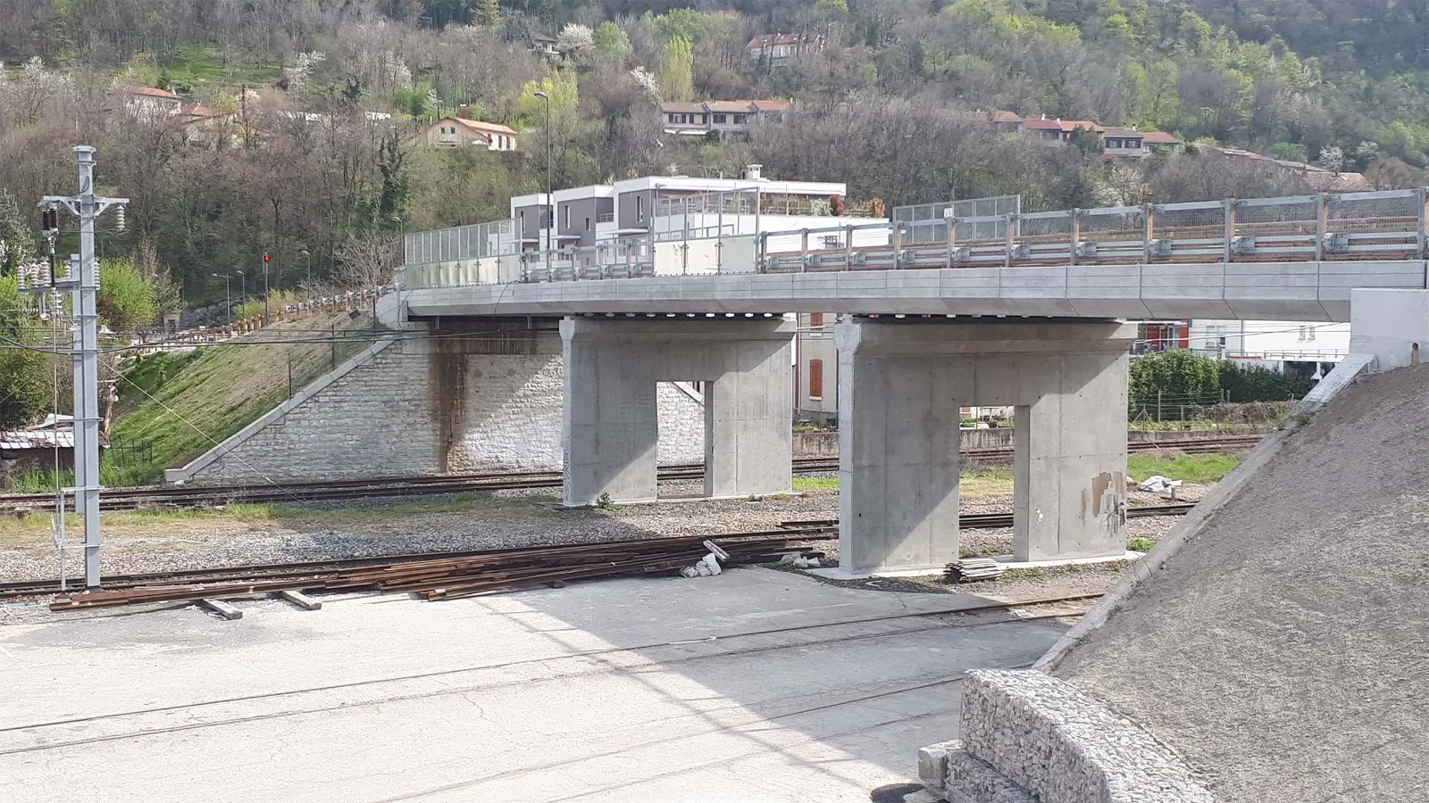 Reconstruction du pont Bergonzoli